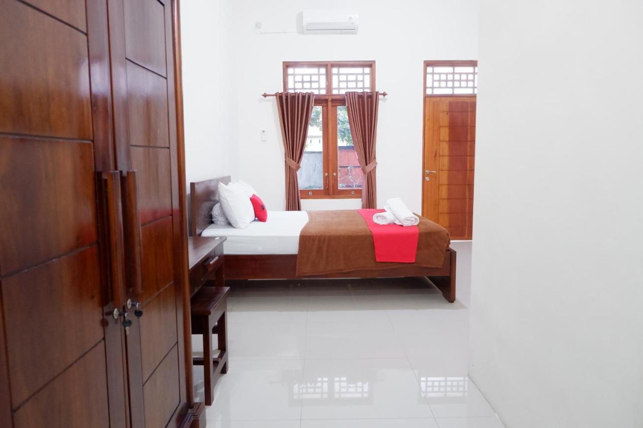 Ferienwohnung Reddoorz At Bale Eja Syariah Senggigi Montongbuwoh Exterior foto